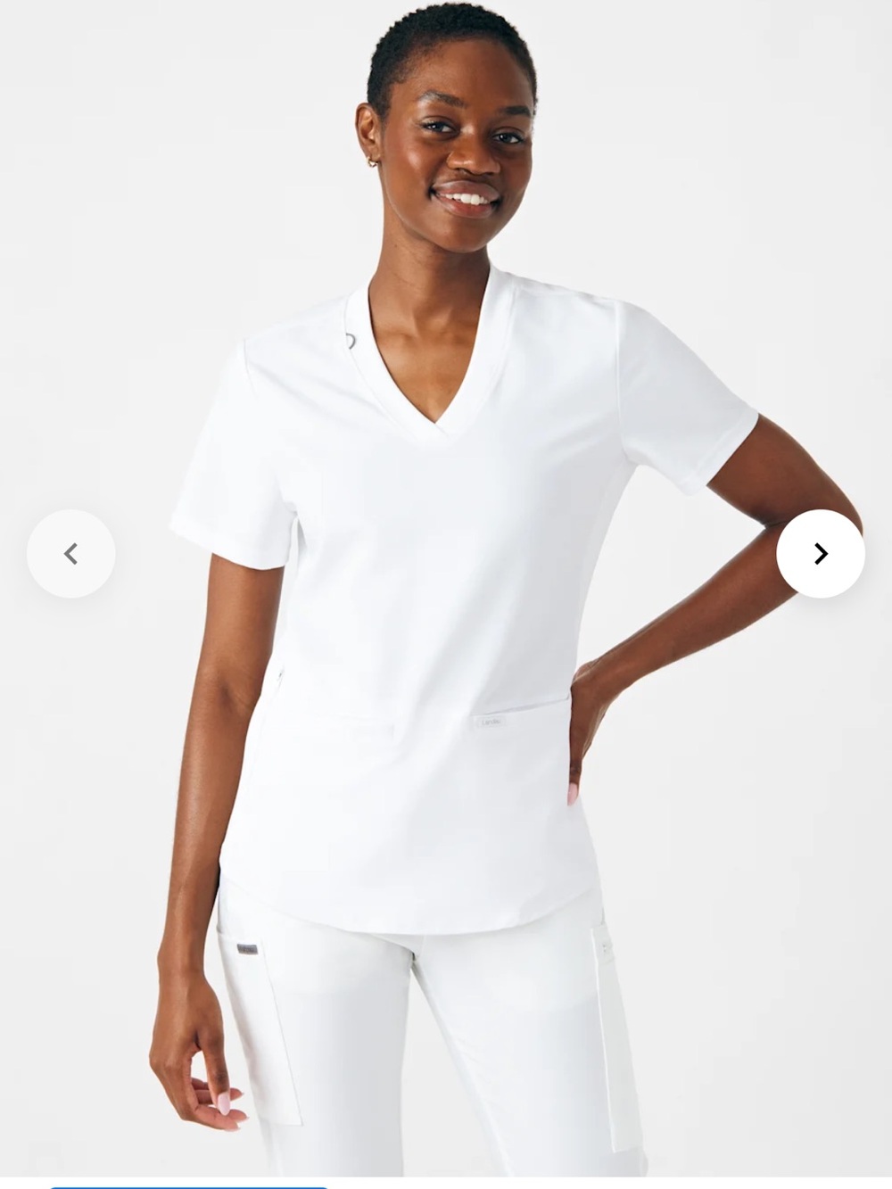 LANDAU FORWARD
3-Pocket V-Neck Rib Knit Top